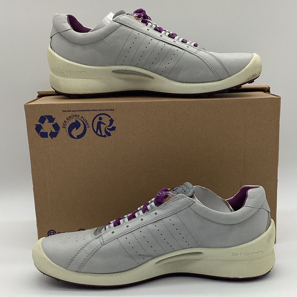 746. ECCO Golf Shoes Gray with Purple Laces Size 9